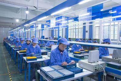 天能再次入選2013年度中國(guó)鉛蓄電池行業(yè)十強(qiáng)企業(yè)榜首